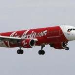 Самолет Air Asia потерял связь с диспетчерами наземной службы