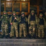Боевики Коломойского захватили здание «Укрнафты» в Киеве