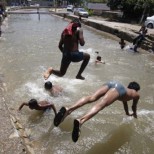 Жертвами аномальной жары в Индии стали 335 человек